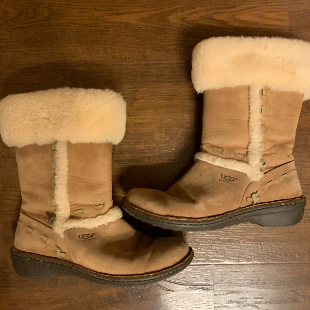 Ugg boots (Size 7)